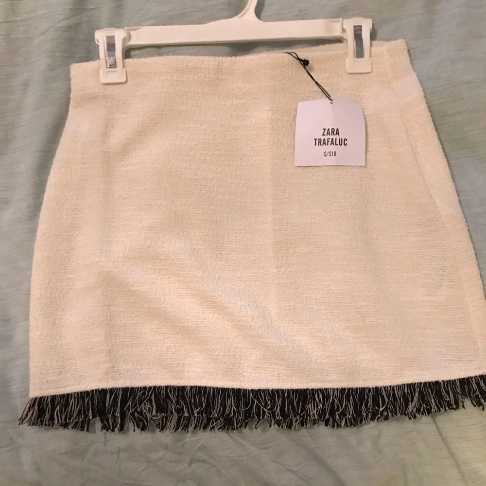 NWT cream and black tweed mini skirt